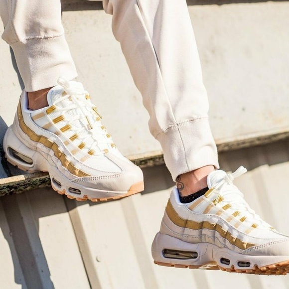 White and gold Air Max 95 | Style Inspiration | Shoes White and gold Air Max 95 | Style Inspiration | Shoes